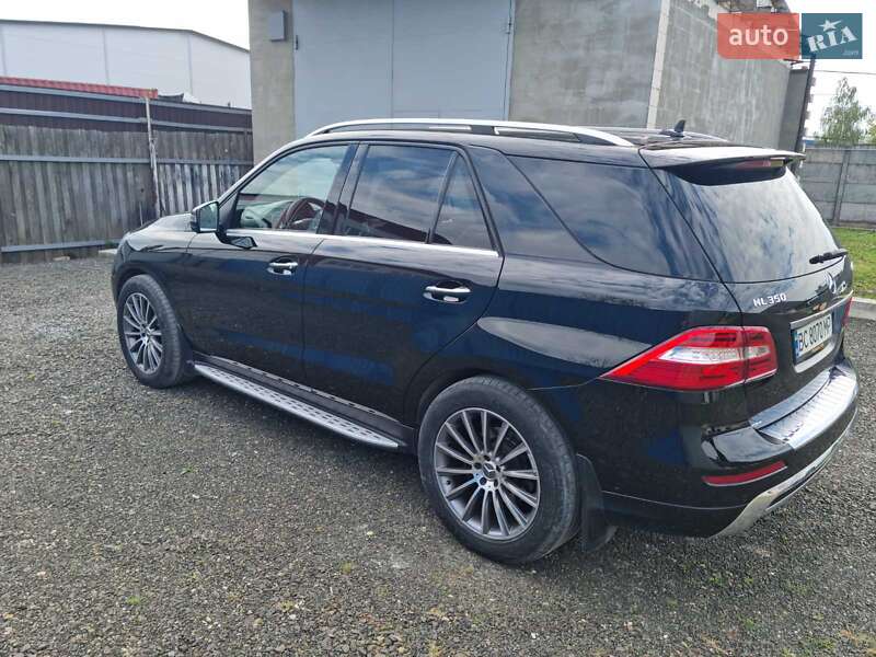 Позашляховик / Кросовер Mercedes-Benz M-Class 2012 в Нововолинську