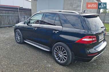 Внедорожник / Кроссовер Mercedes-Benz M-Class 2012 в 