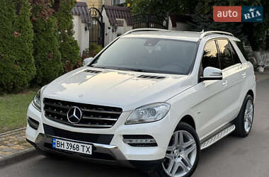 Внедорожник / Кроссовер Mercedes-Benz M-Class 2011 в Одессе