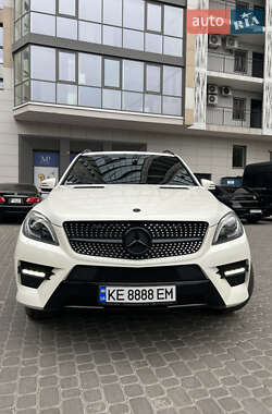 Внедорожник / Кроссовер Mercedes-Benz M-Class 2012 в 