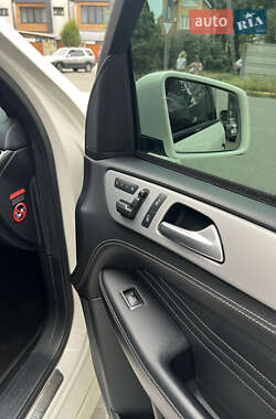Внедорожник / Кроссовер Mercedes-Benz M-Class 2012 в 