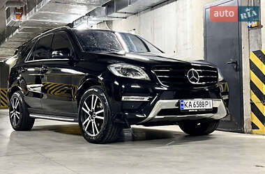 Внедорожник / Кроссовер Mercedes-Benz M-Class 2015 в Львове