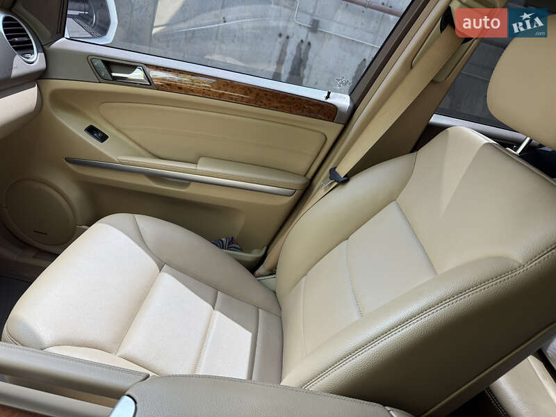 Внедорожник / Кроссовер Mercedes-Benz M-Class 2008 в Днепре фото 9 Внедорожник / Кроссовер Mercedes-Benz M-Class 2008 в Днепре