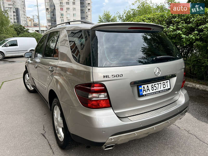 Mercedes-Benz M-Class 2006