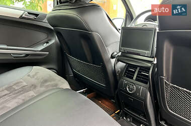 Внедорожник / Кроссовер Mercedes-Benz M-Class 2006 в 