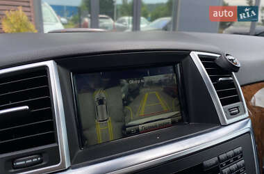 Внедорожник / Кроссовер Mercedes-Benz M-Class 2013 в 