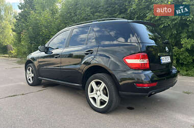 Внедорожник / Кроссовер Mercedes-Benz M-Class 2009 в 