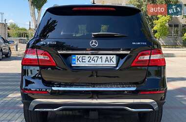 Внедорожник / Кроссовер Mercedes-Benz M-Class 2012 в 