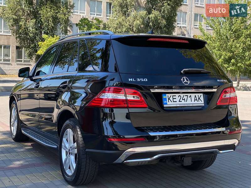 Внедорожник / Кроссовер Mercedes-Benz M-Class 2012 в Днепре