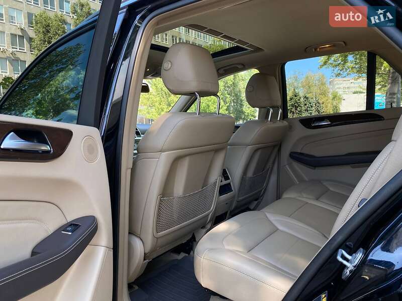 Внедорожник / Кроссовер Mercedes-Benz M-Class 2012 в Днепре