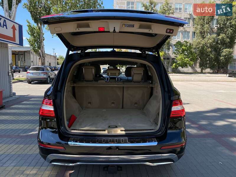 Внедорожник / Кроссовер Mercedes-Benz M-Class 2012 в Днепре