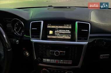 Внедорожник / Кроссовер Mercedes-Benz M-Class 2012 в 