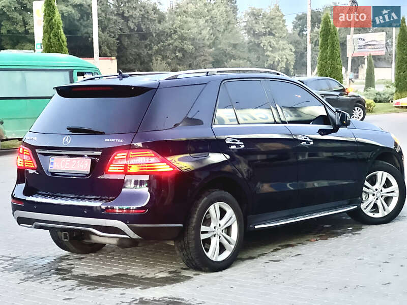 Позашляховик / Кросовер Mercedes-Benz M-Class 2014 в Самборі