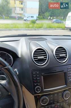 Внедорожник / Кроссовер Mercedes-Benz M-Class 2009 в 