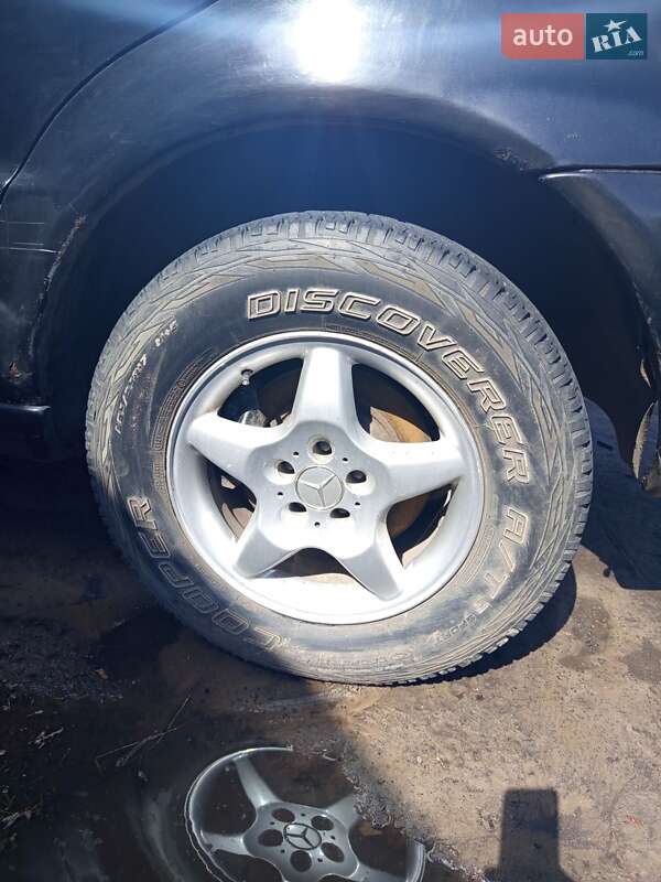 Внедорожник / Кроссовер Mercedes-Benz M-Class 2002 в Воронеже фото 12 Внедорожник / Кроссовер Mercedes-Benz M-Class 2002 в Воронеже