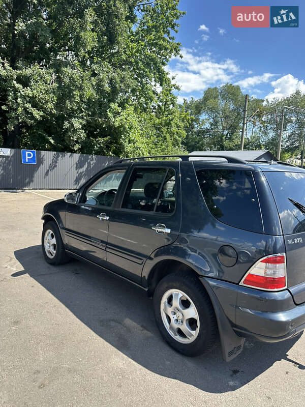 Внедорожник / Кроссовер Mercedes-Benz M-Class 2005 в Киеве