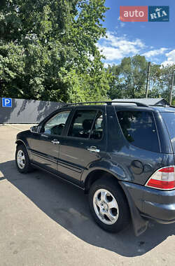 Внедорожник / Кроссовер Mercedes-Benz M-Class 2005 в 