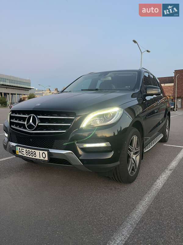 Mercedes-Benz M-Class 2013