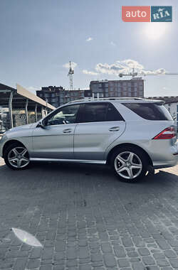 Внедорожник / Кроссовер Mercedes-Benz M-Class 2014 в 
