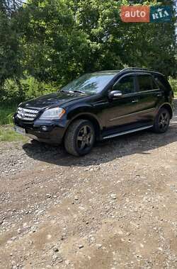 Внедорожник / Кроссовер Mercedes-Benz M-Class 2008 в Славском