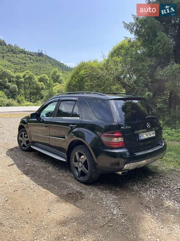 Позашляховик / Кросовер Mercedes-Benz M-Class 2008 в Славському