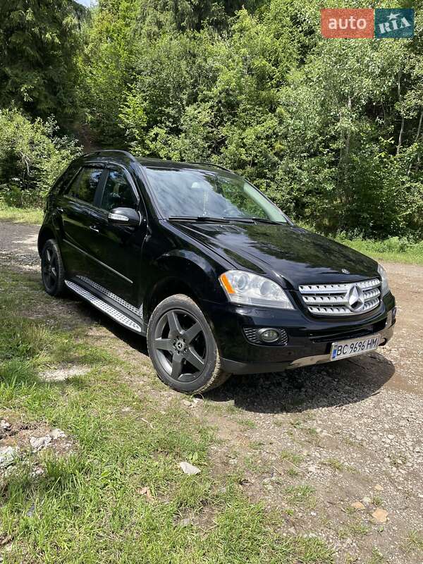 Позашляховик / Кросовер Mercedes-Benz M-Class 2008 в Славському
