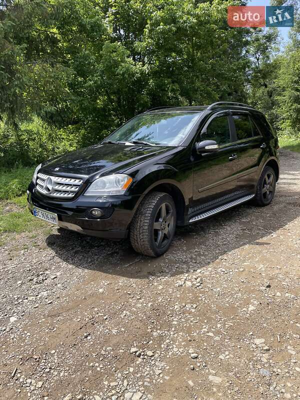 Позашляховик / Кросовер Mercedes-Benz M-Class 2008 в Славському