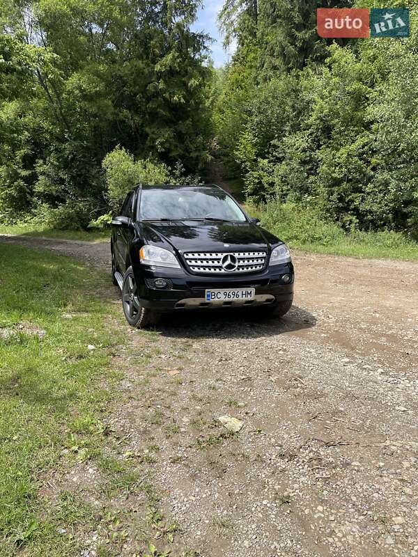 Позашляховик / Кросовер Mercedes-Benz M-Class 2008 в Славському