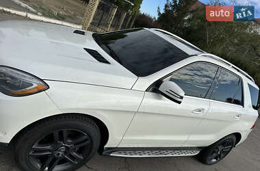 Внедорожник / Кроссовер Mercedes-Benz M-Class 2012 в 