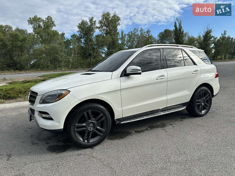Внедорожник / Кроссовер Mercedes-Benz M-Class 2012 в Днепре