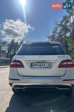 Внедорожник / Кроссовер Mercedes-Benz M-Class 2013 в 