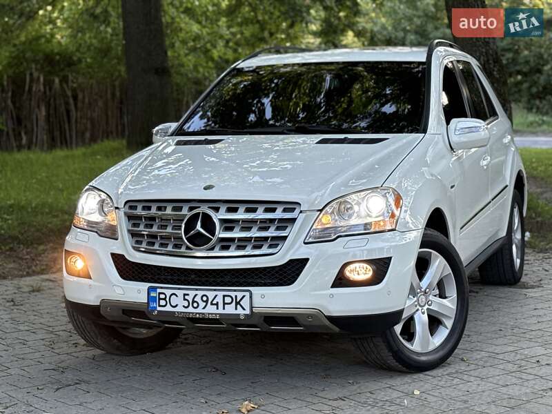 Внедорожник / Кроссовер Mercedes-Benz M-Class 2009 в Львове