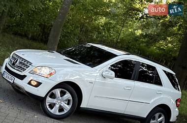 Внедорожник / Кроссовер Mercedes-Benz M-Class 2009 в 
