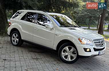 Внедорожник / Кроссовер Mercedes-Benz M-Class 2009 в 