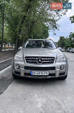 Внедорожник / Кроссовер Mercedes-Benz M-Class 2008 в 