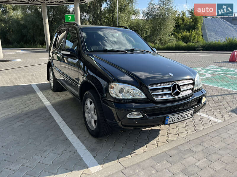 Внедорожник / Кроссовер Mercedes-Benz M-Class 2003 в 