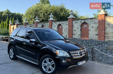 Внедорожник / Кроссовер Mercedes-Benz M-Class 2010 в 