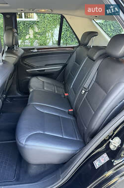 Внедорожник / Кроссовер Mercedes-Benz M-Class 2010 в 