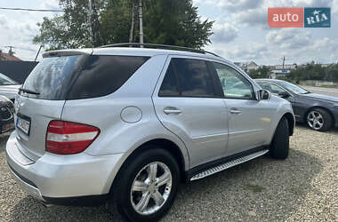 Внедорожник / Кроссовер Mercedes-Benz M-Class 2005 в 