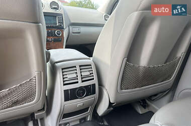 Внедорожник / Кроссовер Mercedes-Benz M-Class 2005 в 