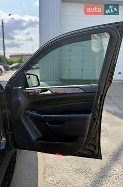 Внедорожник / Кроссовер Mercedes-Benz M-Class 2013 в 