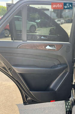 Внедорожник / Кроссовер Mercedes-Benz M-Class 2013 в 