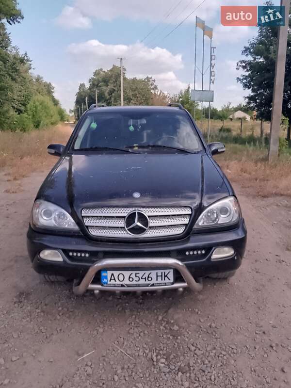 Mercedes-Benz M-Class 2002