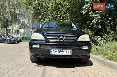 Внедорожник / Кроссовер Mercedes-Benz M-Class 2003 в 