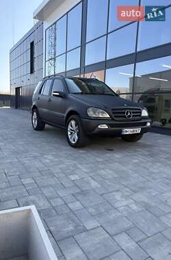 Позашляховик / Кросовер Mercedes-Benz M-Class 2005 в Одесі