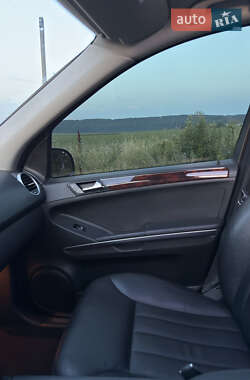 Внедорожник / Кроссовер Mercedes-Benz M-Class 2006 в 