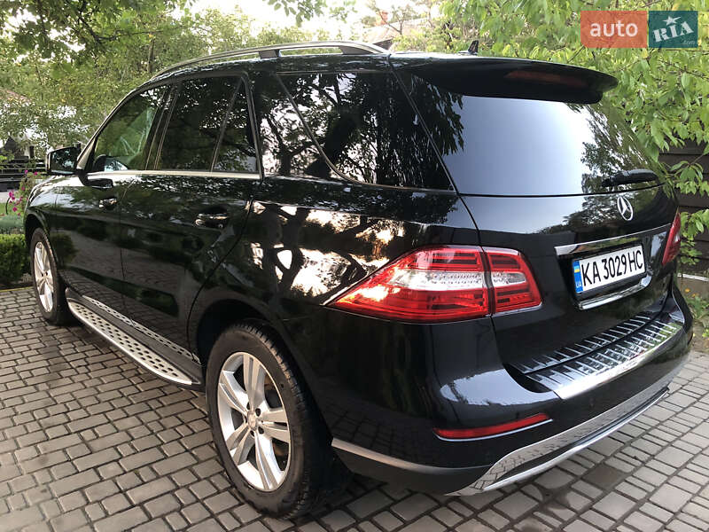 Внедорожник / Кроссовер Mercedes-Benz M-Class 2015 в Черкассах