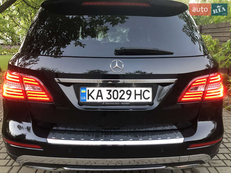 Внедорожник / Кроссовер Mercedes-Benz M-Class 2015 в Черкассах
