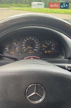 Внедорожник / Кроссовер Mercedes-Benz M-Class 2003 в 