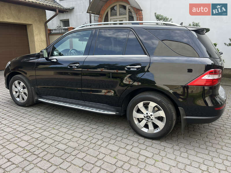 Внедорожник / Кроссовер Mercedes-Benz M-Class 2014 в Львове